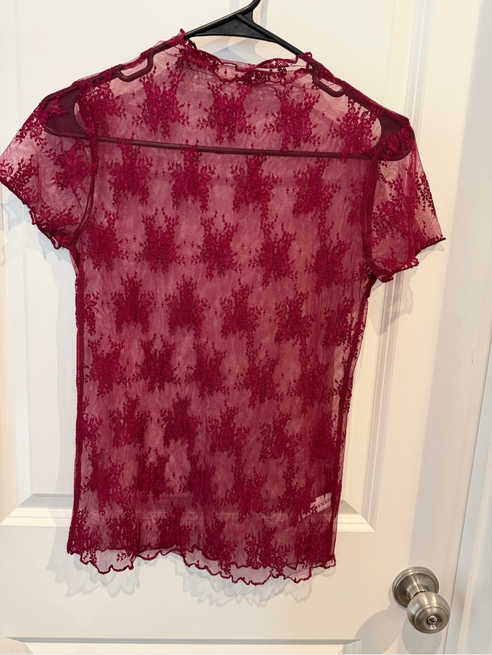 Zenana Layering Sheer Lace Short Sleeve Top Size Small
